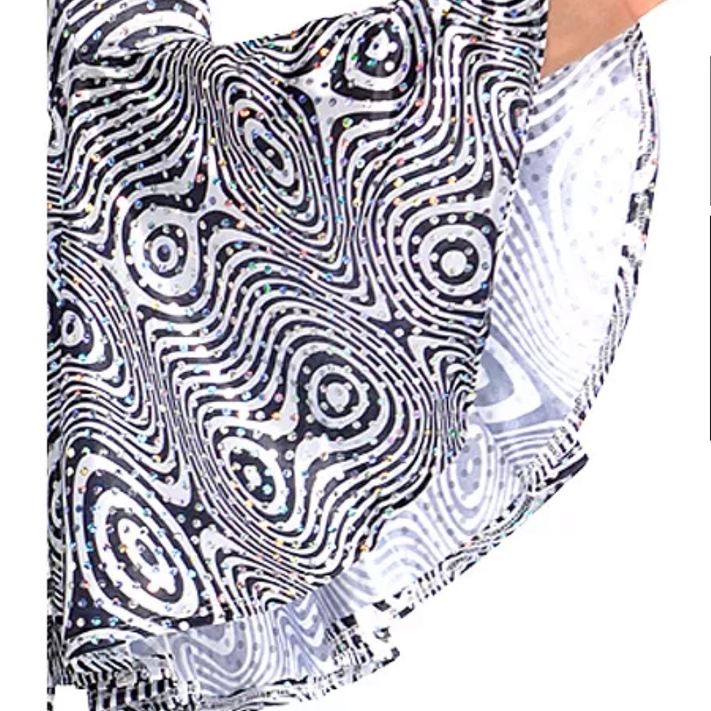 NEW DANCING QUEEN Black White 70s Disco Halloween Costume Size Small (2 - 4) - Picture 5 of 9